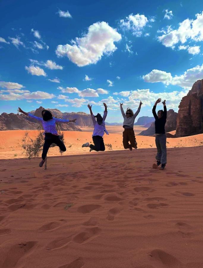 Hidden Wadi Rum Camp Ngoại thất bức ảnh