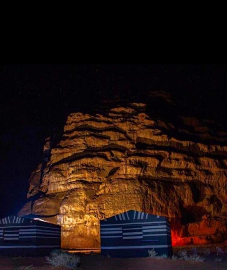 Hidden Wadi Rum Camp Ngoại thất bức ảnh