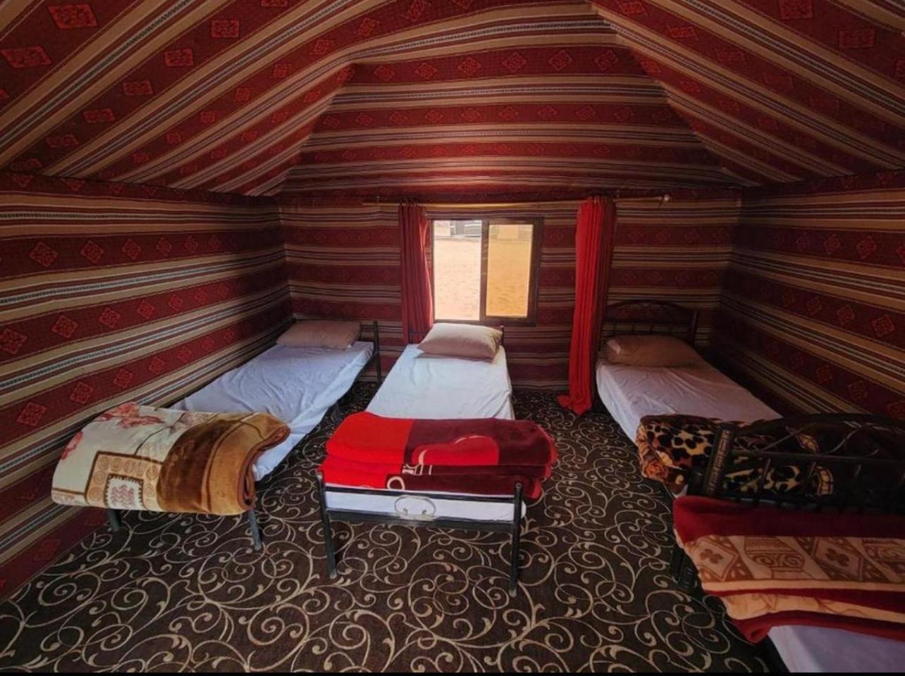 Hidden Wadi Rum Camp Ngoại thất bức ảnh